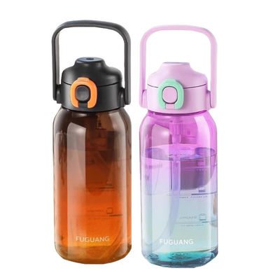 comprar Botella de agua de plástico de 700 m 1000 ml de gran capacidad portátil para deportes al aire libre de color gradiente Botella de agua de protección ambiental y salud online manufacture