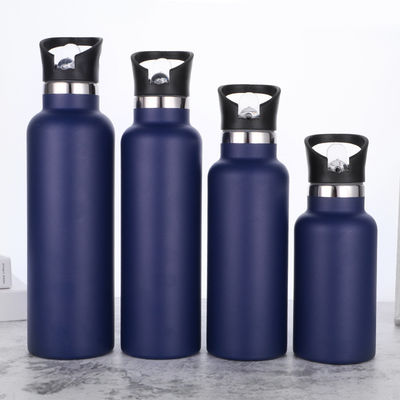 comprar Botellas de agua de acero inoxidable negras de 24 onzas de vacío aislado de doble pared botella de viaje con tapa de paja a prueba de fugas de mango de metal reutilizable botella de boca estándar termo para excursionistas escolares online manufacture