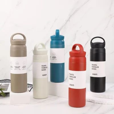500 ml de mango de tumbler botella de agua personalizada estilo de diseño deportivo aislamiento térmico caliente frío botella personalizada