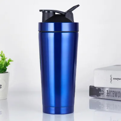 Botella de agitación de acero inoxidable sin ruido 24 oz agitaciones de metal aisladas botellas de taza para mezclas de proteínas y antes del entrenamiento 100% a prueba de fugas